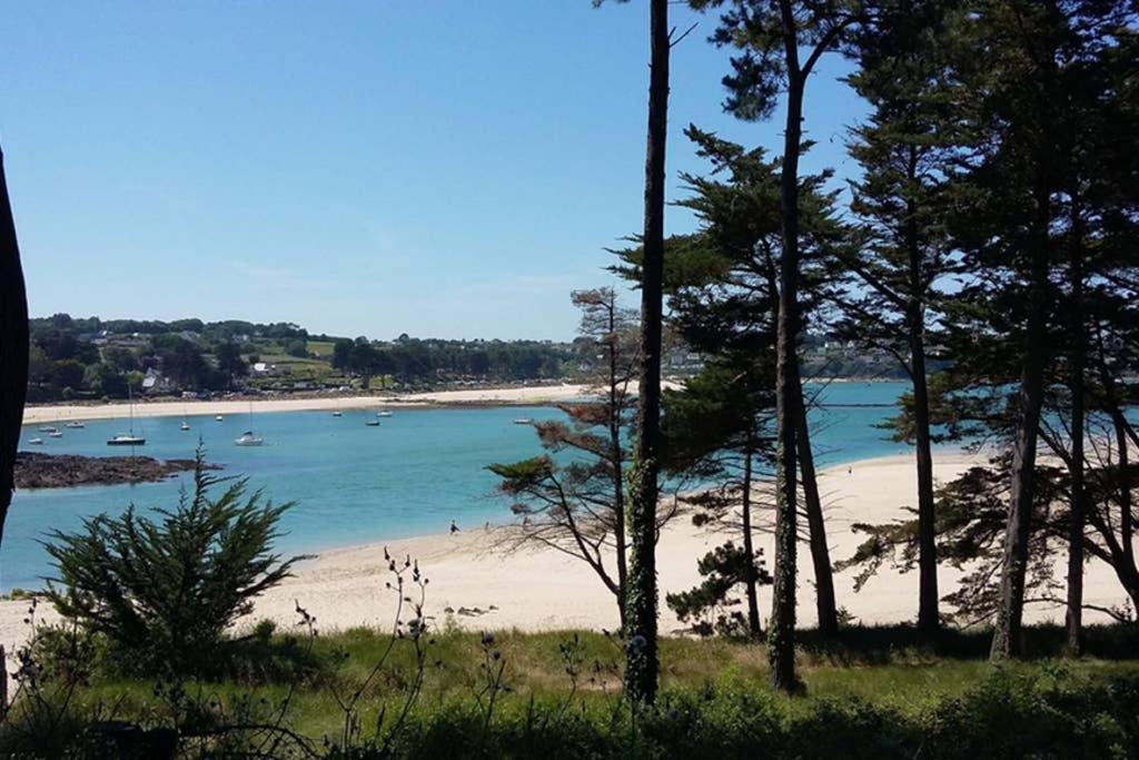 Gîte 3 pers Jacuzzi, possibilité table d'hôtes le soir Treduder Esterno foto